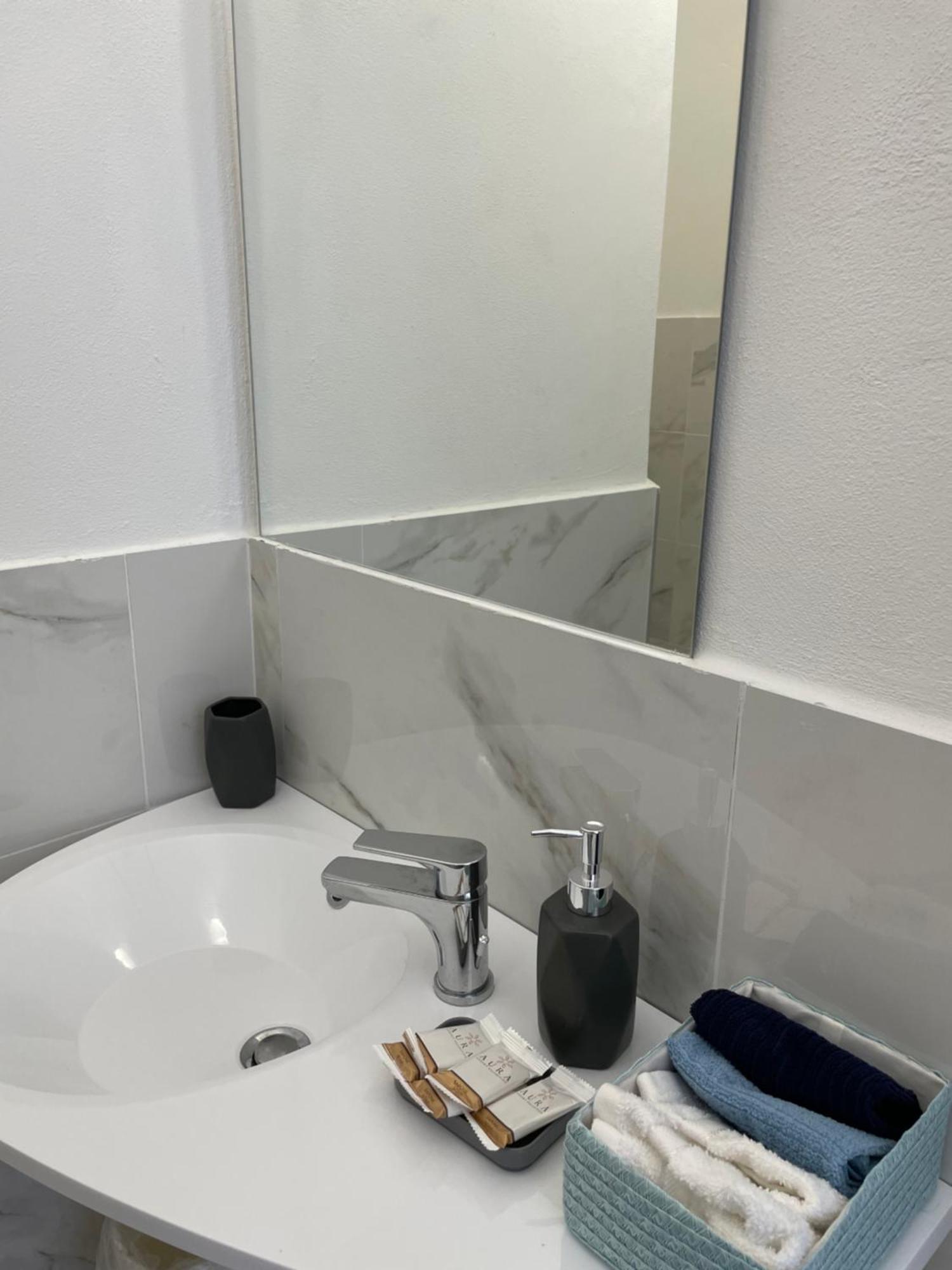 Amamare Apartments Viareggio Phòng bức ảnh